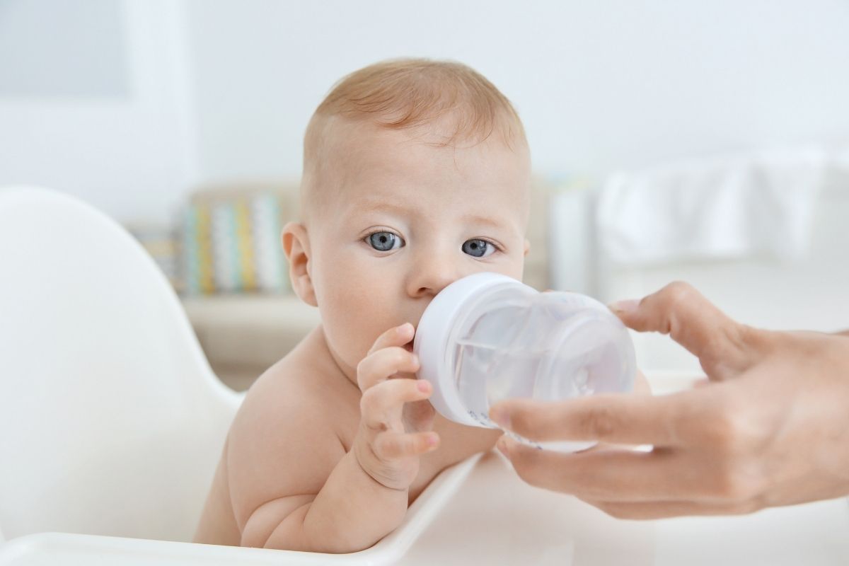 Featured image for “When Can Babies Have Water? Unveiling The Liquid Truth!”